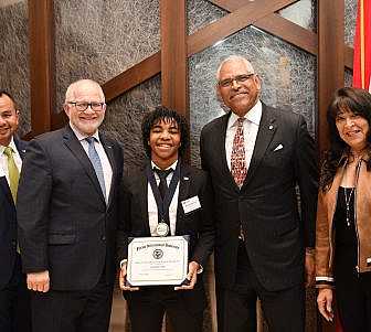 Florida International University Gold Scholars