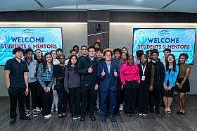 Romero Britto and the students.