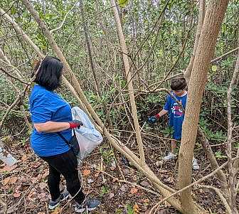 Baynanza Bay clean up.